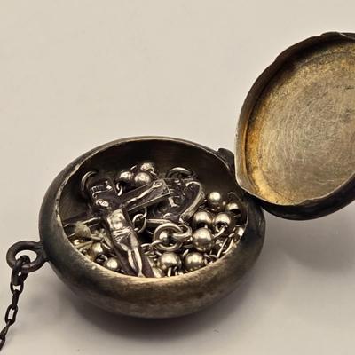 LOT 88J: Sterling Silver Victorian Pillbox on Chain & Sterling Silver Miniature Rosary