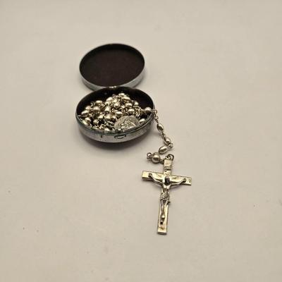 LOT 93J: Creed Sterling Silver Rosary in Case - 23.8 Grams