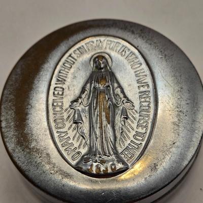 LOT 93J: Creed Sterling Silver Rosary in Case - 23.8 Grams