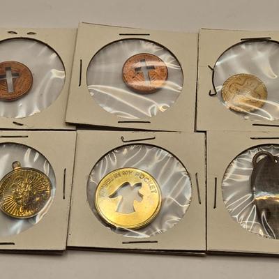 LOT 95J: Rosary Beads, Scapula, Religious Jewelry, Coins, Medallions, & More