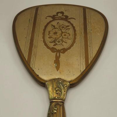 LOT 99K: Vintage Lady's Vanity Set