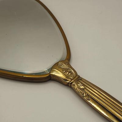 LOT 99K: Vintage Lady's Vanity Set