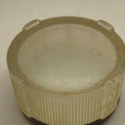 LOT 99K: Vintage Lady's Vanity Set