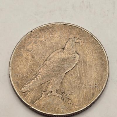 LOT 104J: Four 1922 Silver Peace Dollars/ Philadelphia & One 1922 San Francisco