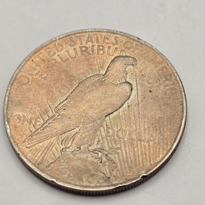 LOT 105J: Three 1923 Silver Peace Dollars / No Mint Mark Philadelphia