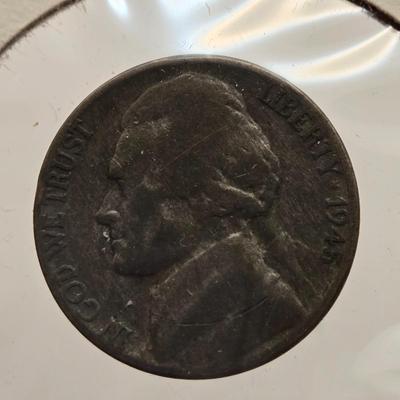 LOT 110J: U.S. Coins Including Silver Quarter, Dimes, 1945 Nickel and Non-Silver Nickels