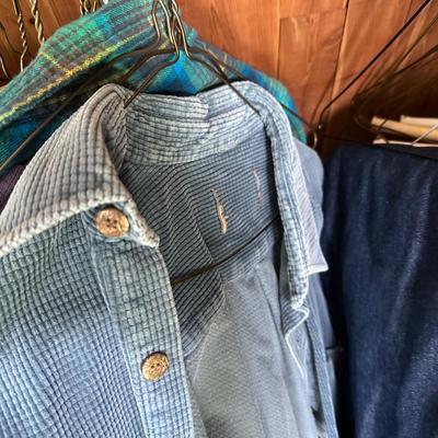 LOT 121Y: Closet Clean Out! All Contents!