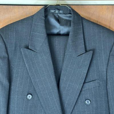 LOT 122Y: Vintage 100% Wool Tweed Coat & Blazers