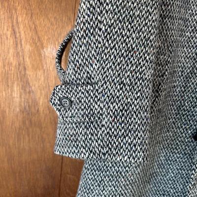 LOT 122Y: Vintage 100% Wool Tweed Coat & Blazers