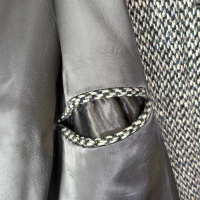 LOT 122Y: Vintage 100% Wool Tweed Coat & Blazers