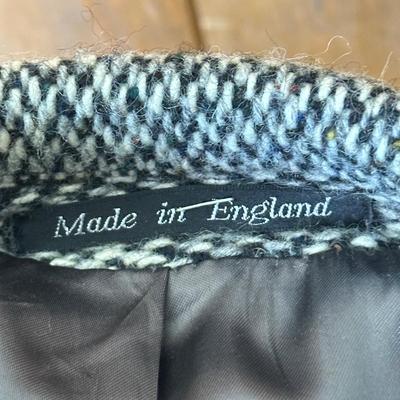 LOT 122Y: Vintage 100% Wool Tweed Coat & Blazers