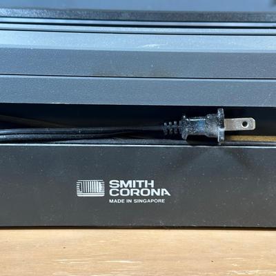 LOT 125Y: Smith Corona Deville 80 Typewriter