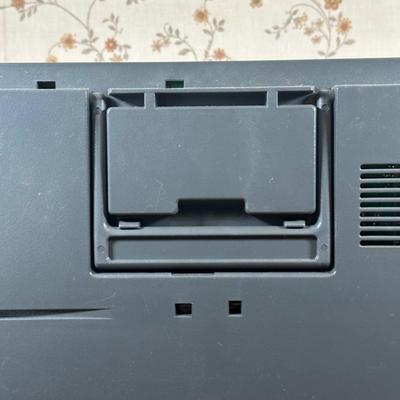 LOT 125Y: Smith Corona Deville 80 Typewriter