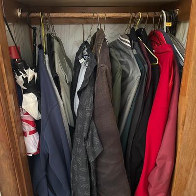 LOT 126L: Closet Clean Out! All Contents Included!