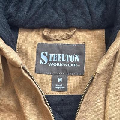 LOT 126L: Closet Clean Out! All Contents Included!