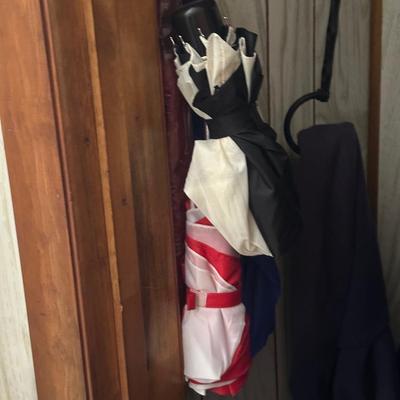 LOT 126L: Closet Clean Out! All Contents Included!