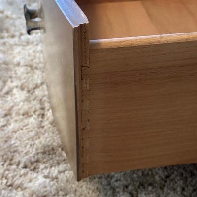 LOT 127Z: J.B. Van Sciver Co Night Stand