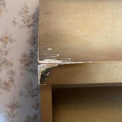 LOT 127Z: J.B. Van Sciver Co Night Stand