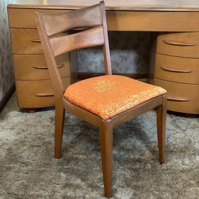 LOT 131Z: J.B. Van Sciver Co Mid Century Modern Desk w/ Chair