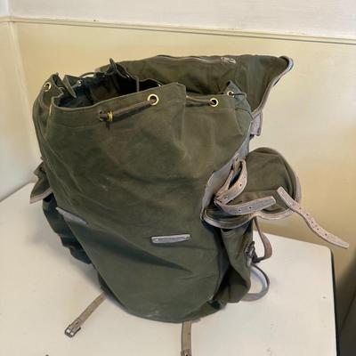 LOT:m 132L: Vintage Military Gear Collection (Possibly Norwegian Military)