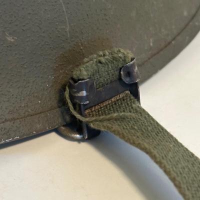 LOT:m 132L: Vintage Military Gear Collection (Possibly Norwegian Military)