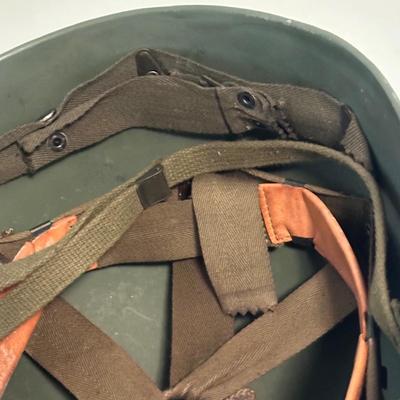LOT:m 132L: Vintage Military Gear Collection (Possibly Norwegian Military)
