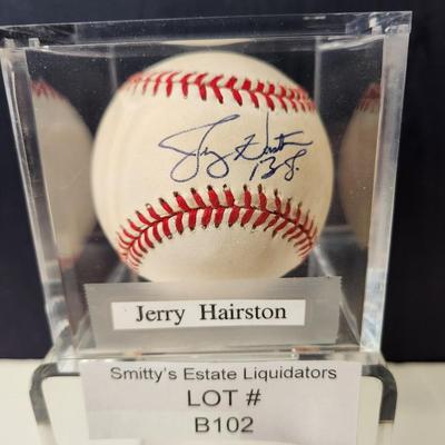 Jerry Hairston OMLB Signed Autographed Baseball In Collectors Case