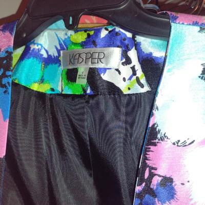 Large Selection of Ladies Clothing- Mostly Tops-Assorted Makers- Approx Size 10- Some New with Tags