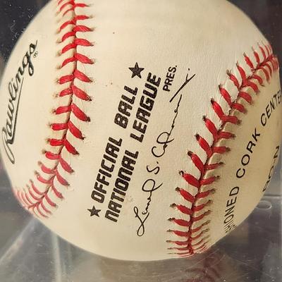 Robin Ventura Signed Autographed Baseball In Collectors Case