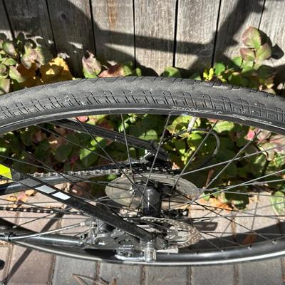 MEN'S TREK ALLANT 7.4 MOUNTAIN BIKE
