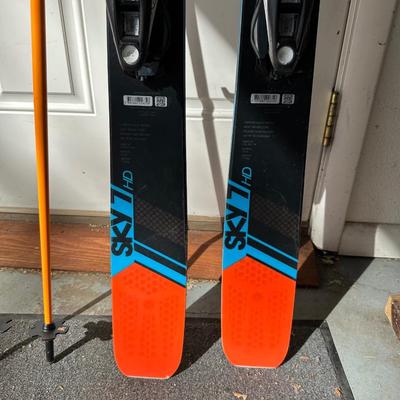 ROSSIGNOL SKY7 HD DOWNHILL SKIS & FACTION POLES