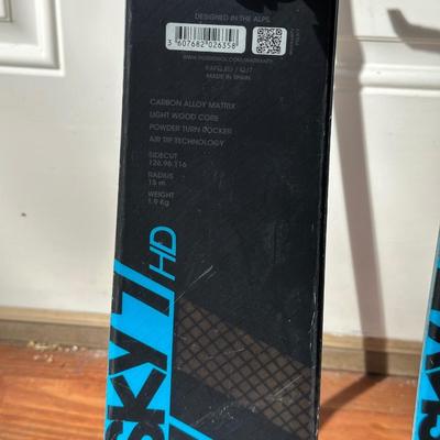 ROSSIGNOL SKY7 HD DOWNHILL SKIS & FACTION POLES