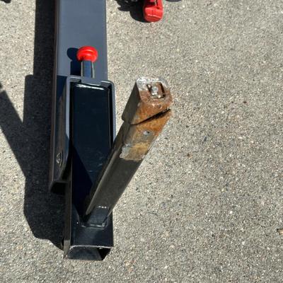 YAKIMA RIDGEBACK BIKE RACK