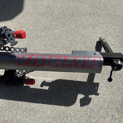 YAKIMA RIDGEBACK BIKE RACK