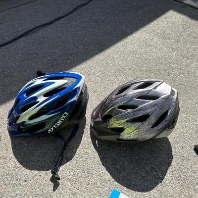 NEW BONTRAGER TIRE PUMP, 2 HELMETS, FLUORESCENT SAFETY VEST AND MORE