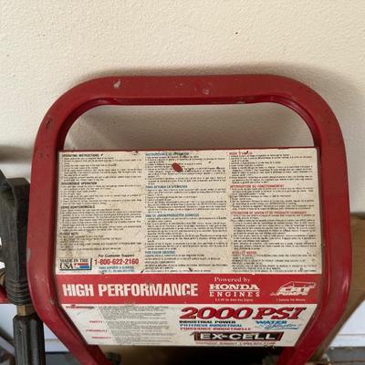 EX-CELL 2000 PSI PRESSURE WASHER WITH A HONDA ENGINE