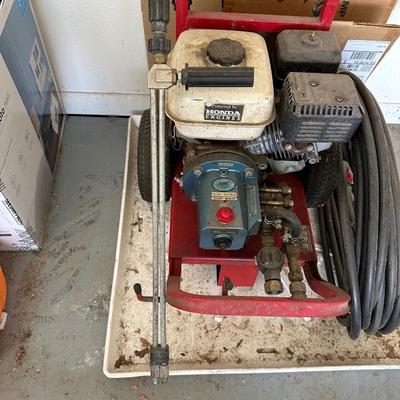 EX-CELL 2000 PSI PRESSURE WASHER WITH A HONDA ENGINE