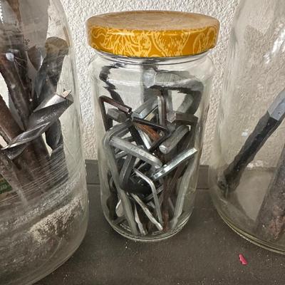 HAND TOOLS, C-CLAMPS & DRILL BITS