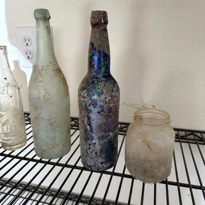 VINTAGE & ANTIQUE GLASS BOTTLES