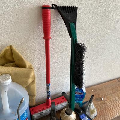 AUTOMOTIVE ITEMS