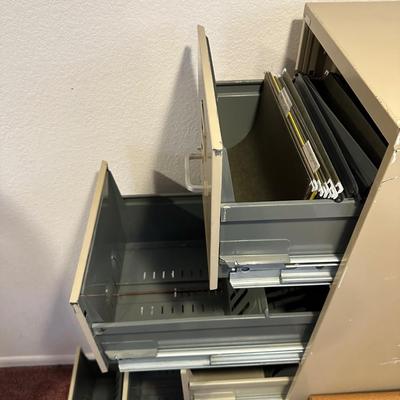 4 DRAWER METAL FILING CABINET