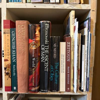 AN ASSORTMENT OF BOOKS (2)