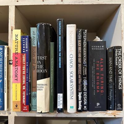 AN ASSORTMENT OF BOOKS (2)