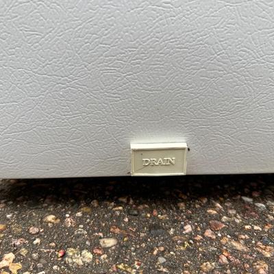 SMALLER ESTATE CHEST FREEZER