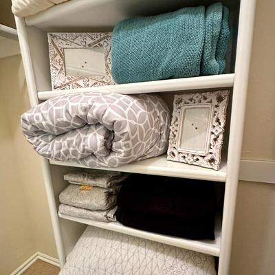 Linen & Bedding Lot #5