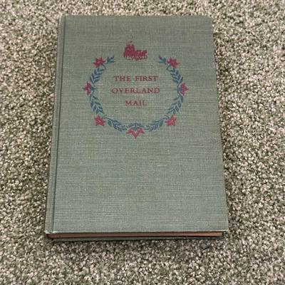 VINTAGE BOOKS