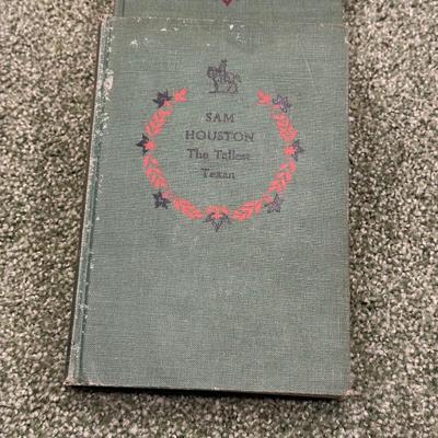 VINTAGE BOOKS