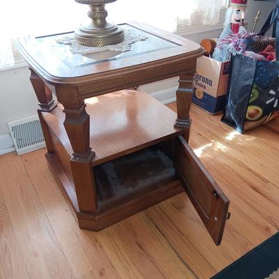 GLASS TOP END TABLE W/SMALL CABINET AND GLASS LAMP