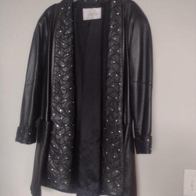 Jones Furs Ladies Leather Coat- Size Small- Approx 35" Long