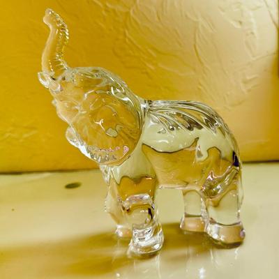 Breakfast room - Waterford Crystal - Elephant